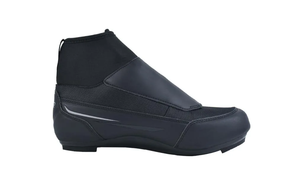 Zimní tretry FLR Defender Road Black